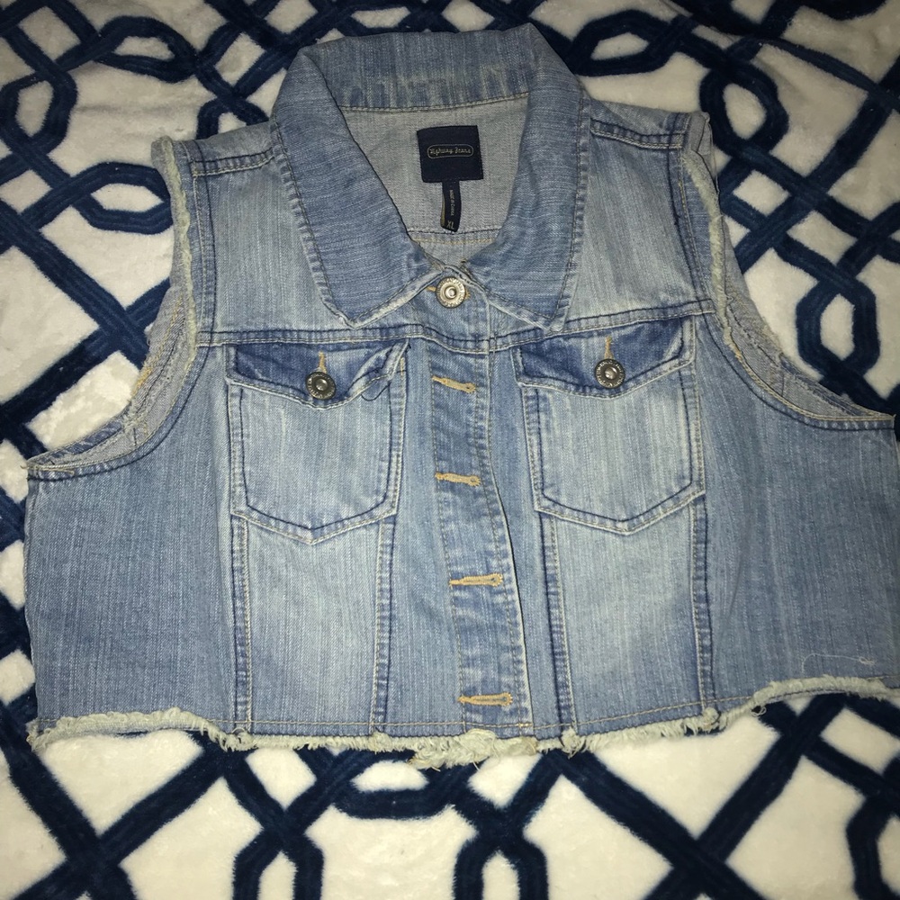 Cropped Jean Vest